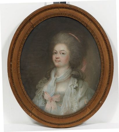 École FRANÇAISE du XVIIIe siècle 
Portrait d'une jeune femme au ruban rose
Pastel...