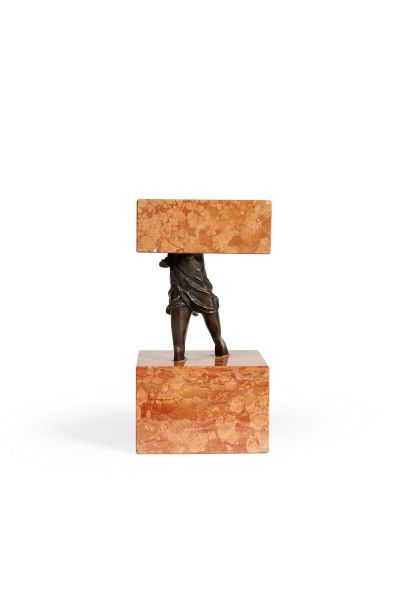 SOSNO (1937-2013) Sans titre, 2003
Sculpture en bronze et marbre.
Epreuve d'artiste...