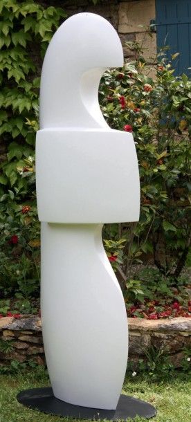 Pierre DMITRIENKO (1925-1974) Drôle d'oiseau, 1970
Sculpture en résine epoxy blanche.
Signée...