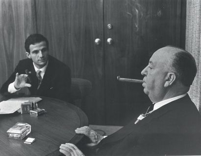 Philippe HALSMAN 
François Truffaut et Alfred hitchcock, 1962
Tirage argentique d'époque.
Tampon...