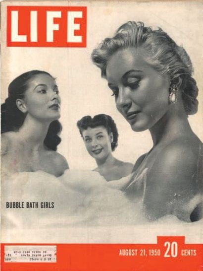 null LIFE MAGAZINE Ensemble de LIFE Magazine.
Couvertures réalisées par Philippe...