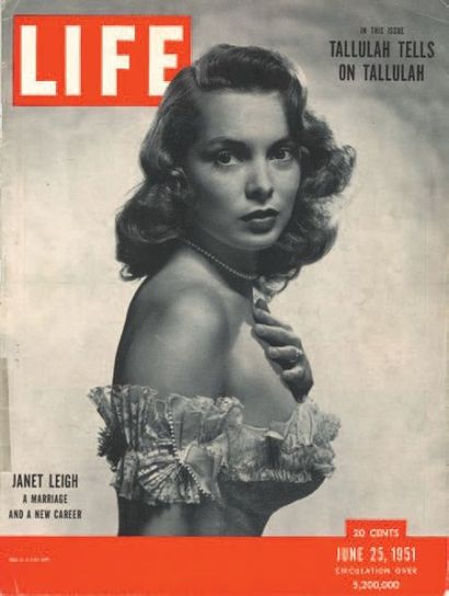 null LIFE MAGAZINE Ensemble de LIFE Magazine.
Couvertures réalisées par Philippe...