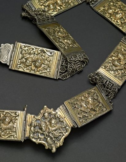 null CEINTURE DE MARIAGE EN ARGENT ET VERMEIL
XVIIIe siècle
Poinçon de taxe Austro-Hongrois...