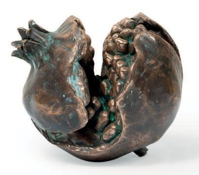 Pera Pujol 
Grenade Sculpture en bronze, pièce unique.
Granada. Escultura en bronce,...