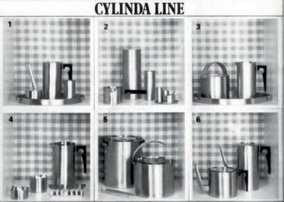 ARNE JACOBSEN (1902-1971) 
Quatre cendriers modèle «Cylinda-line»
Laiton
Édition...