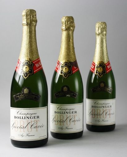 null * 3 Bouteilles
CHAMPAGNE BOLLINGER BRUT Spécial Cuvée.
Non millésimées