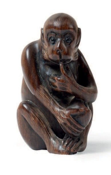 null Netsuke en bois, singe avec kakis.
Japon, époque Meiji (1868-1912).
H_6 cm
Netsuke....