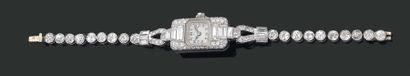 Property of a gentleman Edwin Tompkins & Patek-Philippe. Années 1930. Elegante montre-bracelet...