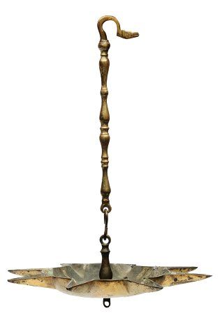 null Lampe de Shabbat en bronze. Italie, vers 1800 (le récipient manque). An Italian...