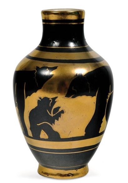 null Vase à décor bicolore d'ours dans différentes attitudes. very rare two-colour...