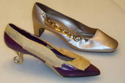 null Ensemble de douze escarpins, richelieu et sandales dont : cuir violet, talon...