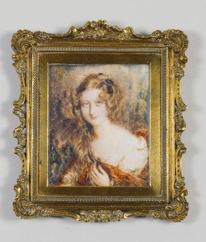 Simon ROCHARD (1788 - 1872) (attribué à). Portrait de jeune femme en robe de soie...