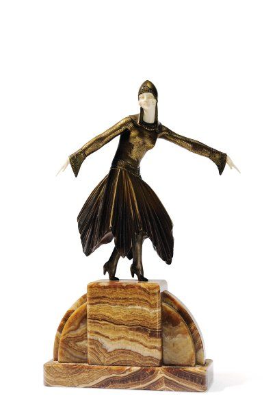 Demeter Chiparus (1888-1950) Starlight Sculpture chryséléphantine. Epreuve édité...