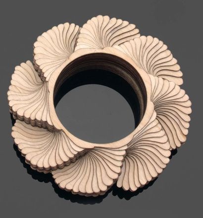 ANTHONY ROUSSEL Bracelet Spirale Bois de bouleau. 2009 D intérieur_6 cm