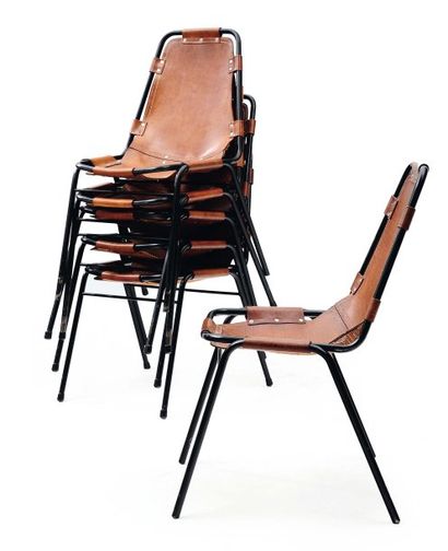 CHARLOTTE PERRIAND (1903-1999) Six chaises "Les Arcs" en cuir brun et métal laqué...