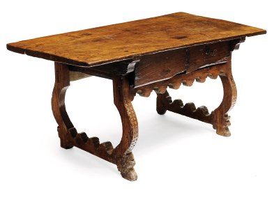 null Table à plateau rectangulaire en bois naturel teinté ouvrant à deux tiroirs...