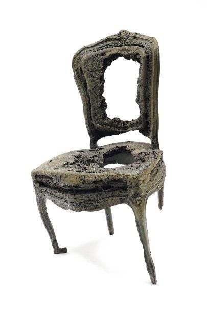ARMAN (1928-2005) The Day after, Pompei's syndrome, 1984 Fauteuil calciné. Bronze...