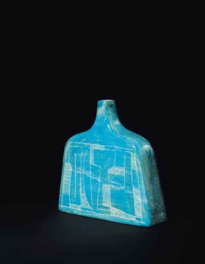 Guido Gambone (1909-1969) - Pièce unique Vase à long col effilé, en céramique incisée...