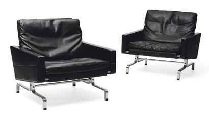 POUL KJAERHOLM (1929-1980) Paire de fauteuils « PK31 » à assise, dossier et accotoirs...