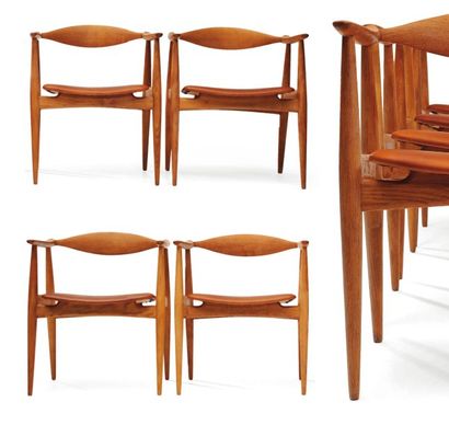 HANS J. WEGNER (1914-2007) Suite de quatre fauteuils bridge modèle n° ch35 à dossier...
