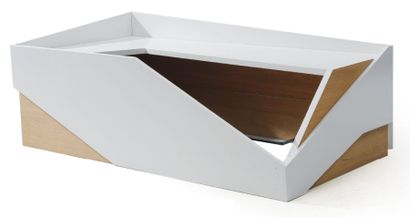 GAUTHIER POULAIN Prototype Table basse "ARTchitek" à bâti rectangulaire en bois laqué...