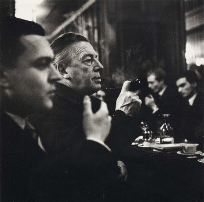 PABLO VOLTA (1926) André Breton au café Le Musset, 1956 Tirage argentique en noir...