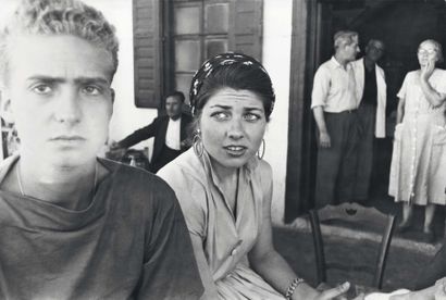 BENNO GRAZIANI Juan Carlos d'Espagne et Hélène de France, Mykonos, Grèce, août 1954....