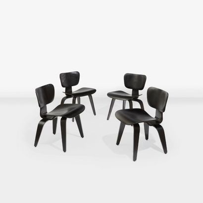 CHARLES EAMES (1907-1978) & RAY EAMES (1912-1988) 
Suite de quatre chauffeuses modèle...