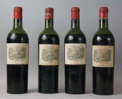 null * 4 Bouteilles
CHÂTEAU LAFITE ROTHSCHILD 1er GCC - Pauillac 1950
Étiquettes...