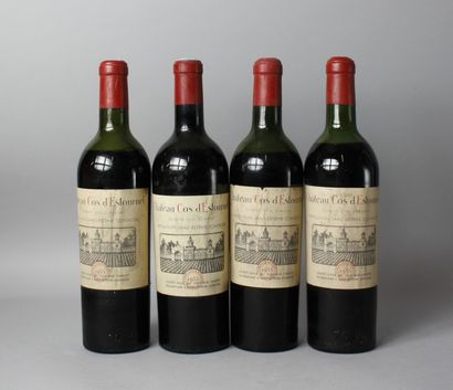 null * 4 Bouteilles
CHÂTEAU COS D'ESTOURNEL 2ème GCC - St. Estèphe MISE NICOLAS 1955
Étiquettes...