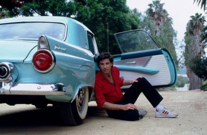ALBANE NAVIZET (NÉE EN 1945) 
John Travolta at home with his 1955 Thunderbird, Santa...