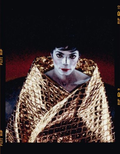 ARNO BANI (NÉ EN 1976) Michael Jackson à la cape d'or n°3, 1999 Tirage unique de...