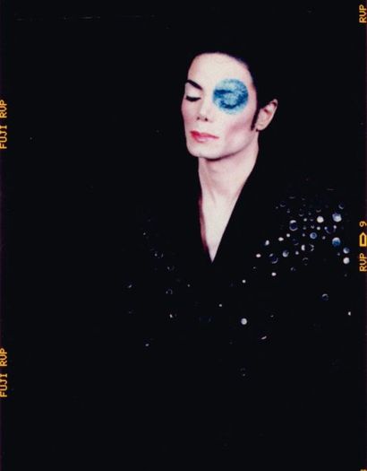 ARNO BANI (NÉ EN 1976) Michael Jackson à l'oeil bleu n°6, 1999 Tirage unique de 2010....
