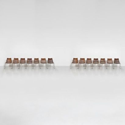 HANS BRATTRUD (NÉ EN 1933) 
Suite de quatorze chaises modèle «Scandia»
Métal chromé...