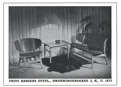 HANS J. WEGNER (1914-2007) 
Ensemble de salon «Shell» composé d'un canapé modèle
FH...