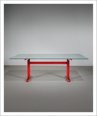 ALAIN RICHARD (NÉ EN 1926) - Pièce unique Table
Métal laqué rouge et verre fumé blanc
Pièce...