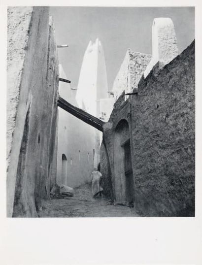 [BOVIS, Marcel] L'Algérie aux cent visages Paris, Arts et métiers graphiques, 1955....