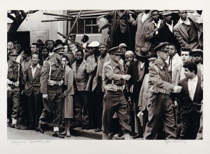 JÜRGEN SCHADEBERG (ALLEMAGNE-AFRIQUE DU SUD, NÉ EN 1931) State of Emergency, Johannesburg,...