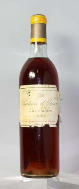null 1 BOUTEILLE CHÂTEAU D'YQUEM 1er GC superieur
Sauternes 1966
Étiquette abimée,...