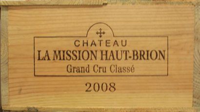 null 12 BOUTEILLES CHÂTEAU LA MISSION HAUT BRION GC PÉSSAC LÉOGNAN 2008
Caisse bois...