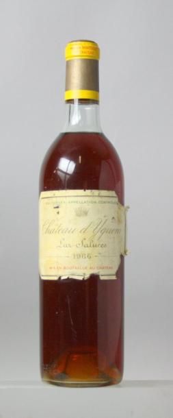 null 1 bouteille CHÂTEAU D'YQUEM 1er GC superieur - Sauternes 1966 Etiquette abimée,...