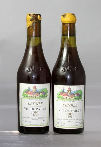  2 demi bouteilles CHÂTEAU de L'ETOILE "Vin de Paille" Non millésimé. Capsules corrodées....