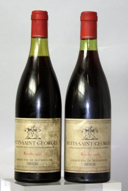 2 bouteilles NUITS St. GEORGES - NICOLAS...