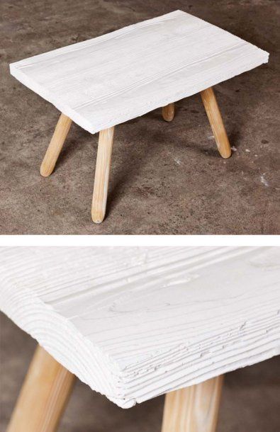 Kai Linke Prototype Table d'appoint "Blasted" en céramique blanche et bois clair....
