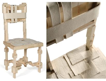 Studio Makkink & Bey Prototype Chaise de salle à manger en bois blanc et laine feutrée....