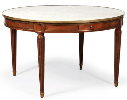 GRAND GUÉRIDON- TABLE À JEU pouvant servir de table de salle à manger de forme ronde...