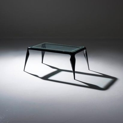 PIETRO CHIESA (1892-1948) 
Table basse
Bois laqué noir, verre et miroir
Édition Fontana...