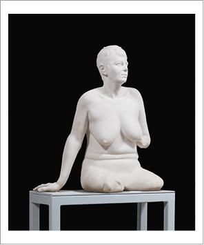 Marc QUINN (né en 1964) Alexandra Westmoquette, 2000
Sculpture en marbre et console...