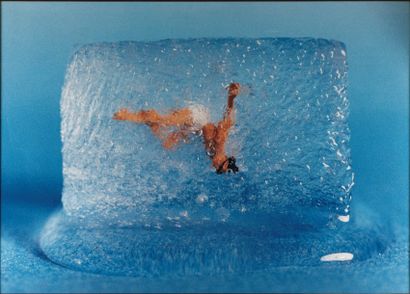 PATRICK TOSANI (NÉ EN 1954) Le plongeur, 1982 Photographie couleurs. H_120 cm L_170...