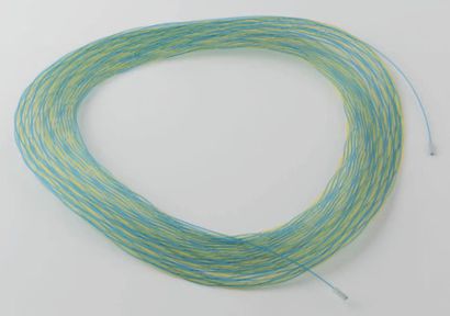 CAROLINE BROADHEAD (ANGLETERRE 1950) 
Collier, 1981
Filaments de nylon
D_26 cm
Bibliographie:...